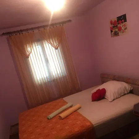 Hope Apartment *